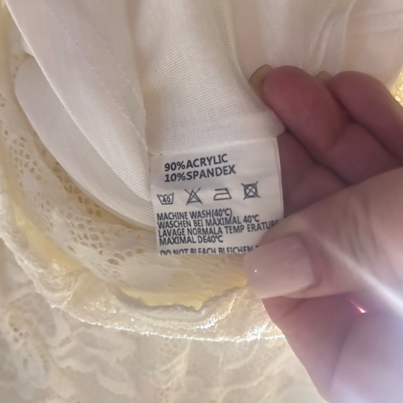 Sarin Mathews top size M - Picture 9 of 10